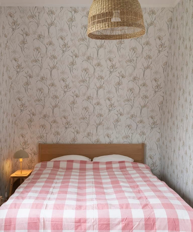 Modernūs tapetai, Iris powder pink - S10134